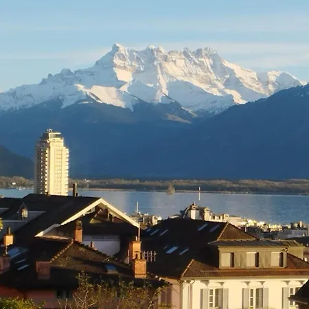 Inspiration Room, Lake, Mountains, Balcony In Center