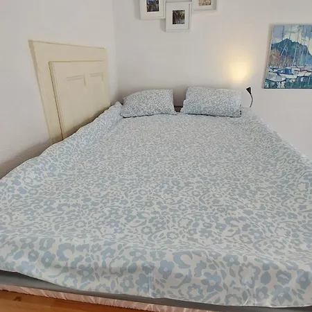 Inspiration Room, Lake, Mountains, Balcony In Center *