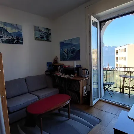 Inspiration Room, Lake, Mountains, Balcony In Center Gæstehus