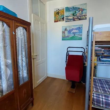 Inspiration Room, Lake, Mountains, Balcony In Center Монтрё